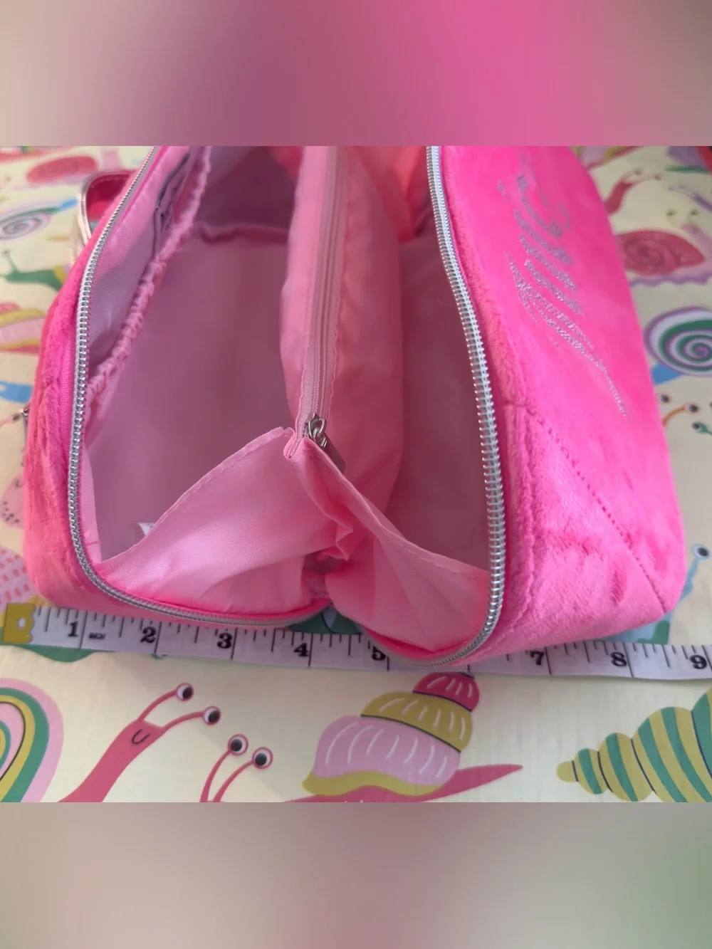 Juicy Couture Hot Pink Velour Cosmetic Bag Makeup Case NWT